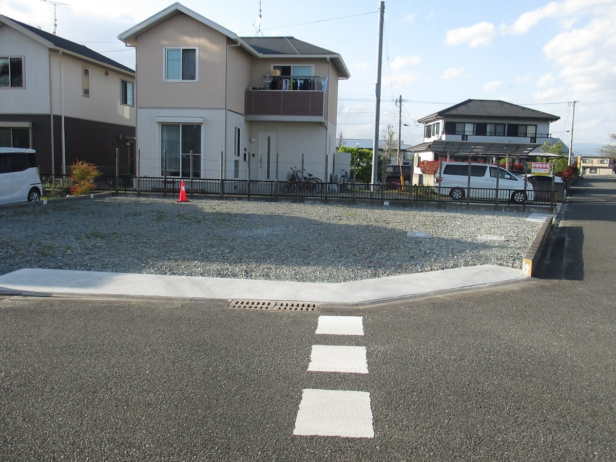 兵庫南駐車場全景