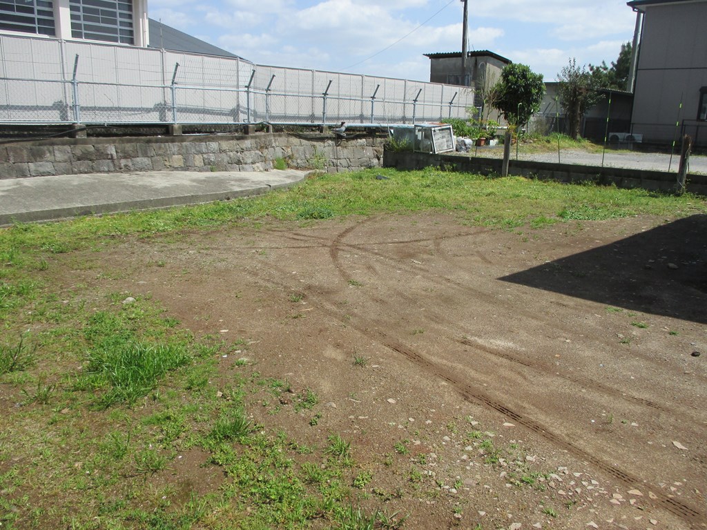 長瀬町土地奥側